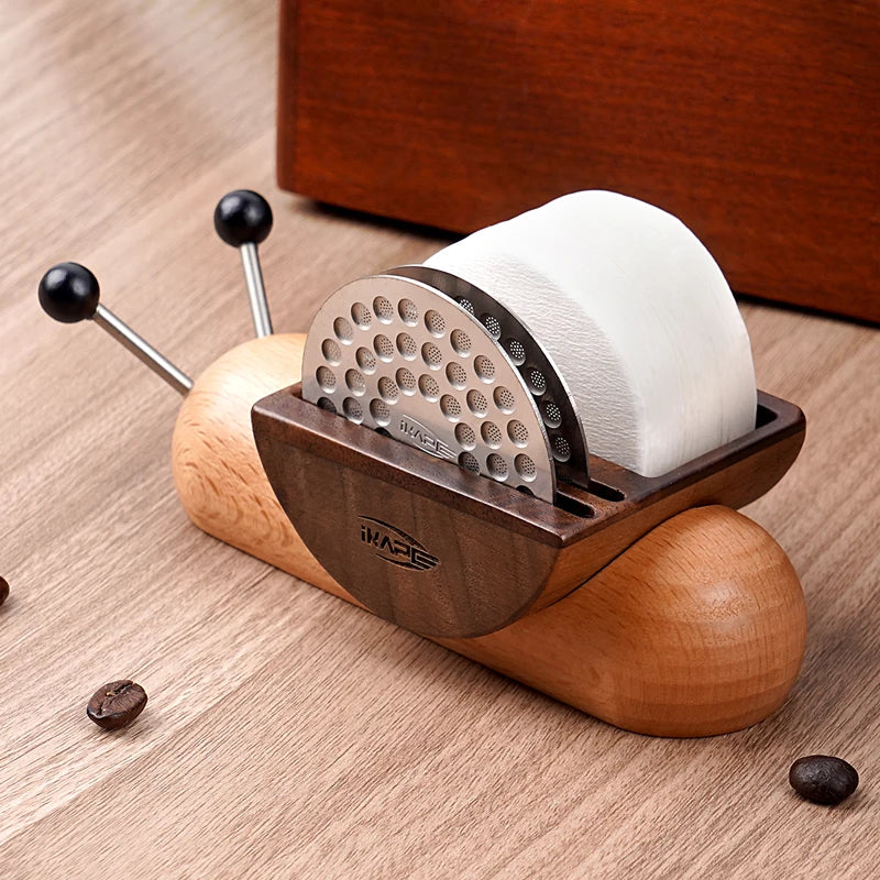"Kit de Filtros y Puck Screens para Espresso IKAPE – Organizador de Madera Estilo Caracol con 100 Filtros de Papel y 2 Pantallas de Disco Ultrafinas