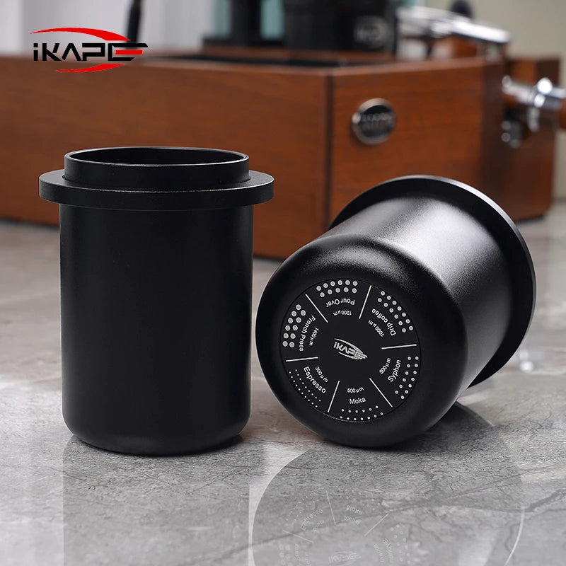 Taza Dosificadora de Espresso IKAPE (Negra) – Compatible con Portafiltros de 51 mm a 58 mm, Accesorio de Aluminio para Café Espresso