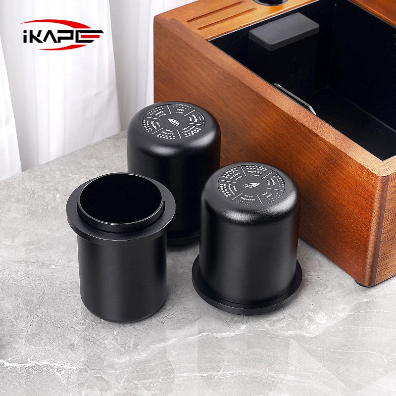 Taza Dosificadora de Espresso IKAPE (Negra) – Compatible con Portafiltros de 51 mm a 58 mm, Accesorio de Aluminio para Café Espresso